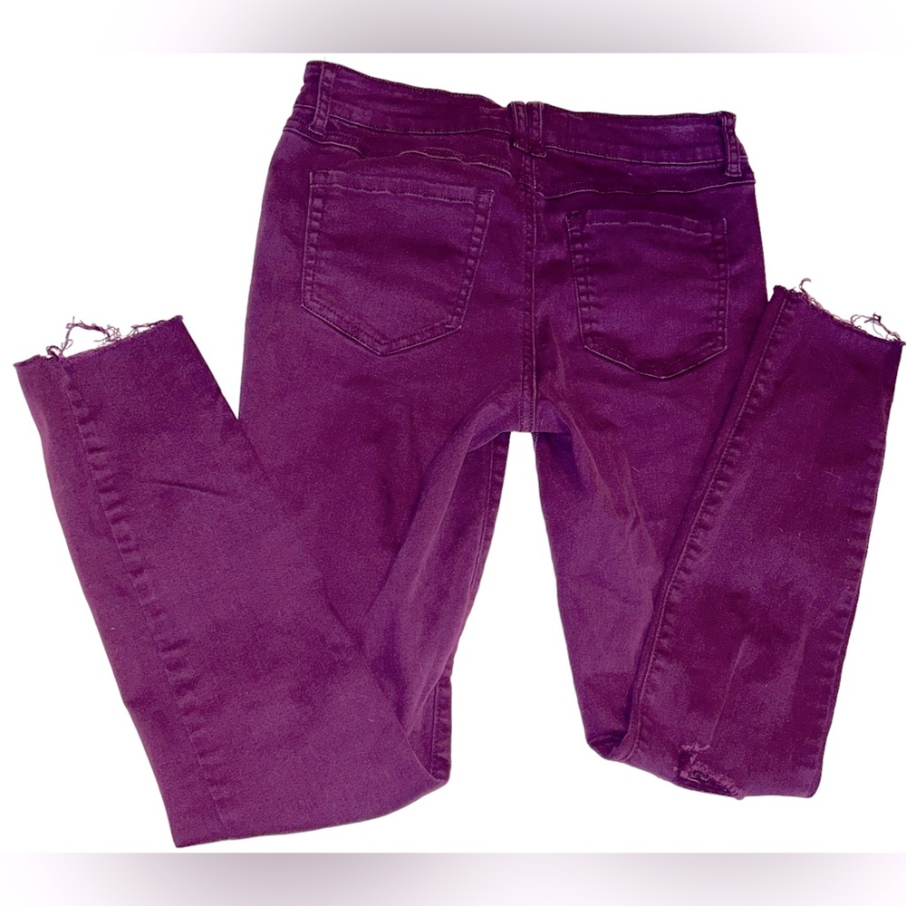 Cropped distressed maroon Harper pants sz 28. See pics for details/sizing